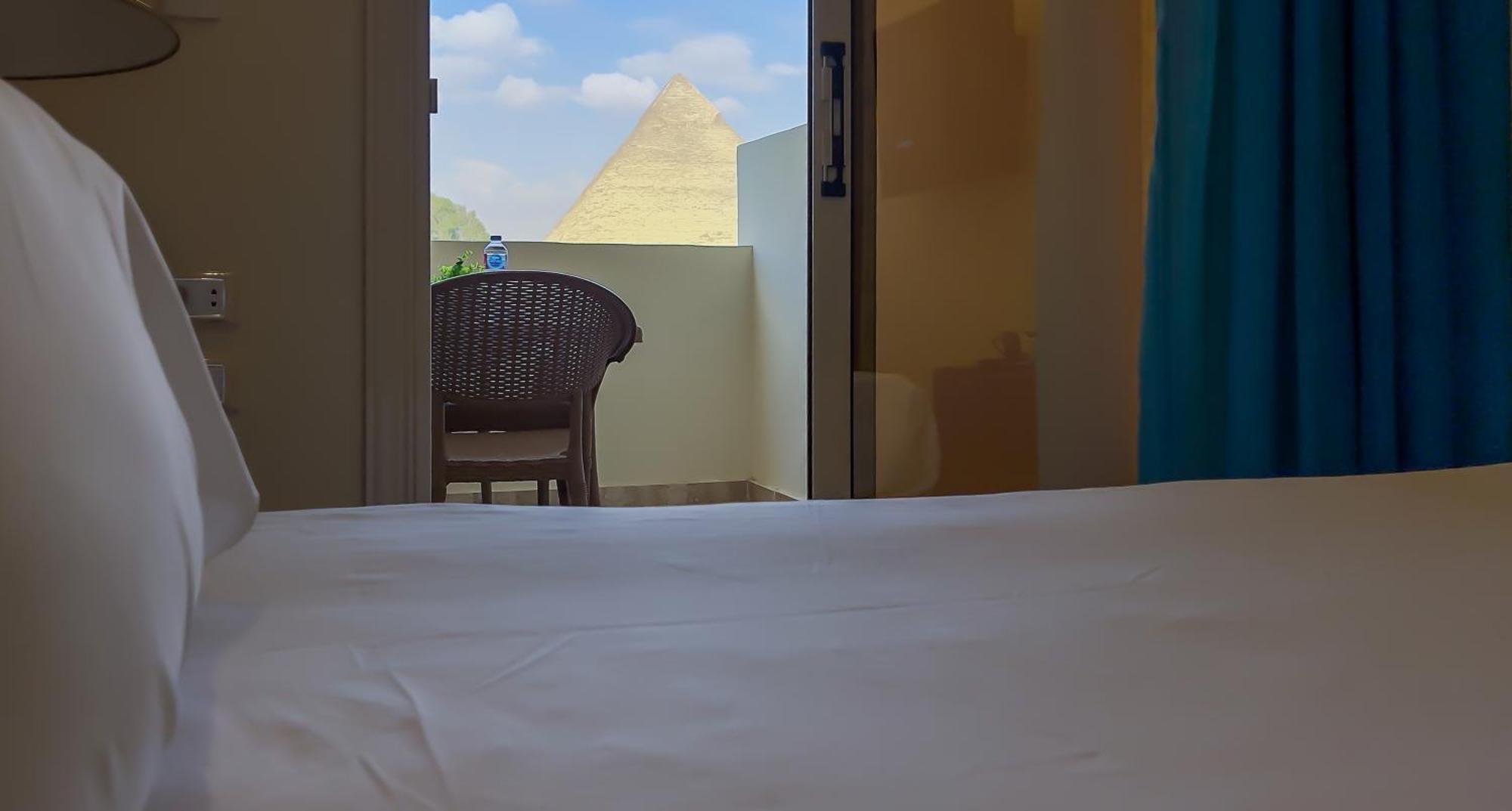 Pyramids Glory Inn Kafret el-Gabal Exteriér fotografie